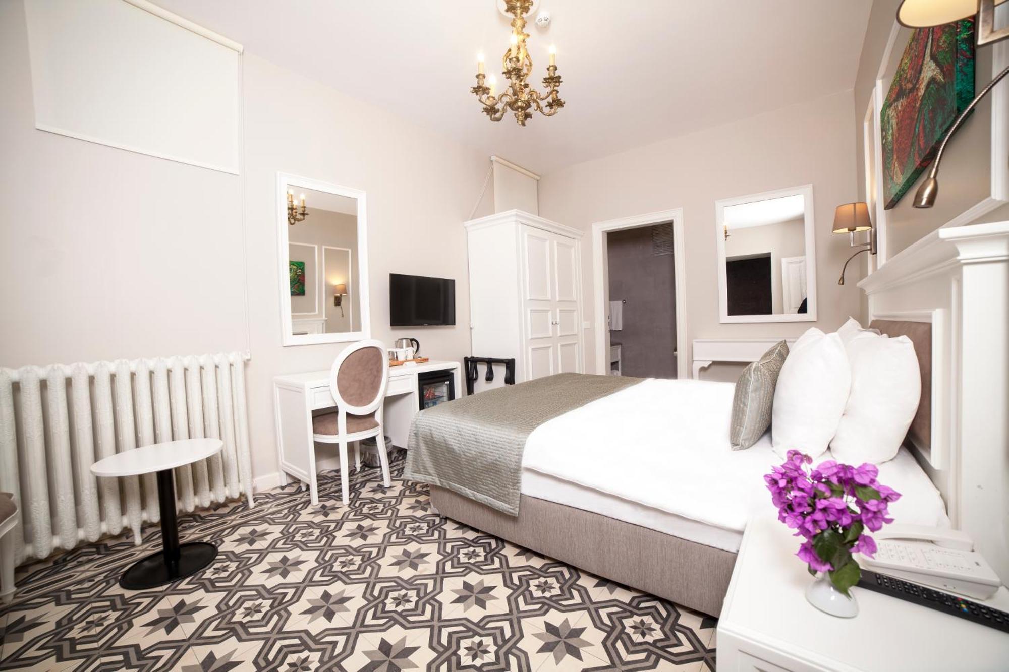 Triada Hotel Bueyuekada Adalar Exteriér fotografie